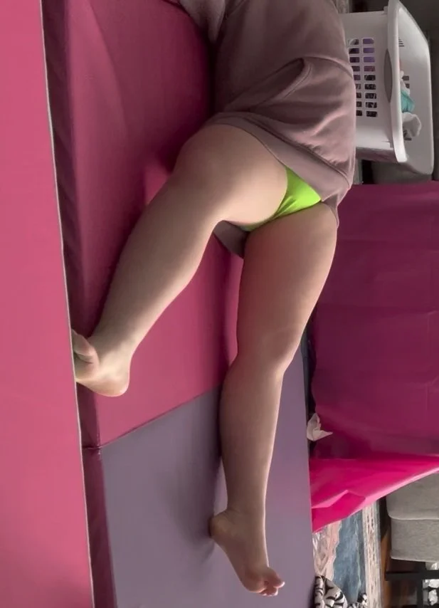 Random chicks image 8
