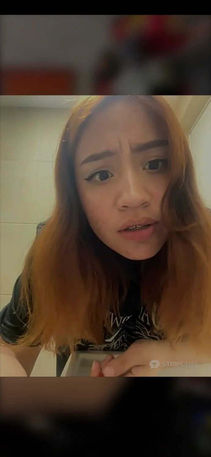 Chica del Oxxo enseñando tetas y panocha parte 1 image 19