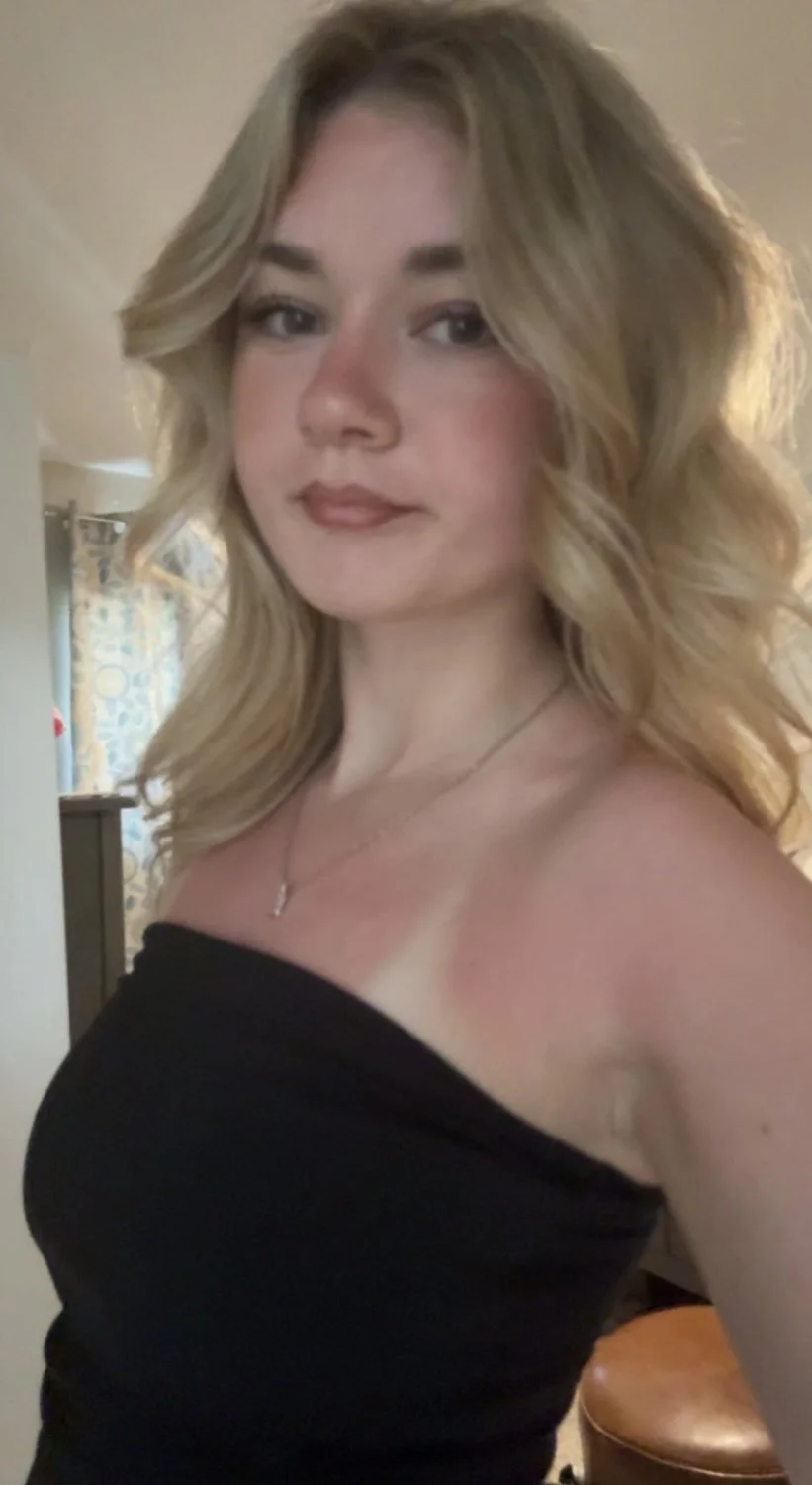 Cute Blonde from Snapchat image 2