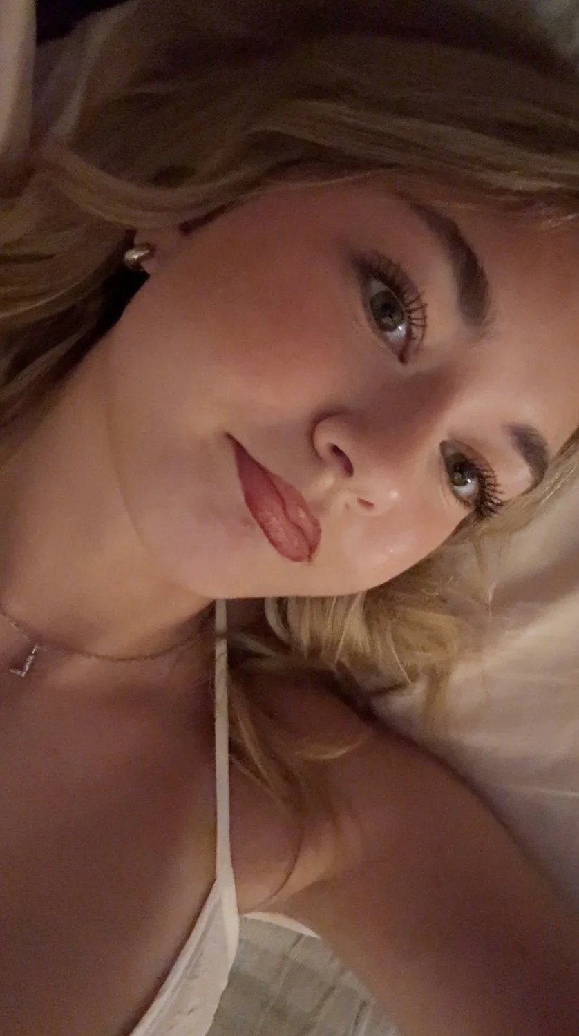 Cute Blonde from Snapchat image 4