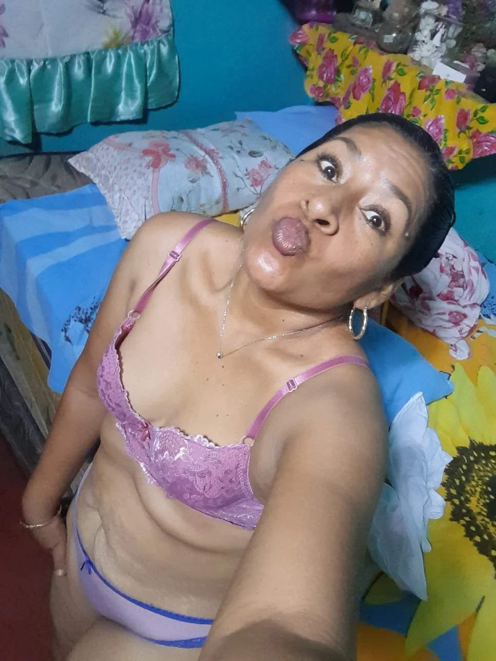 Señora hermosa culo gordo image 42