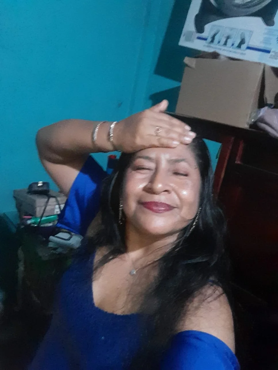 Señora hermosa culo gordo image 6