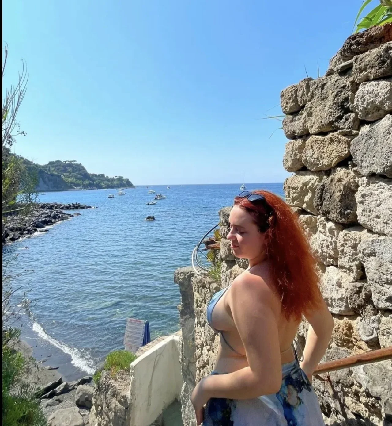 Busty Romanian snowbunny Cristina image 4
