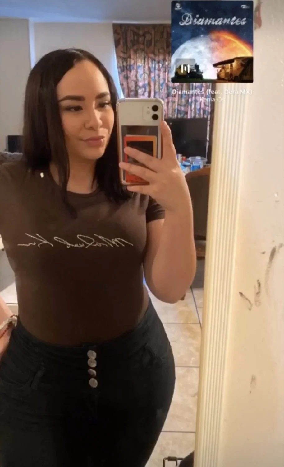 Sexy Latina p6 image 2