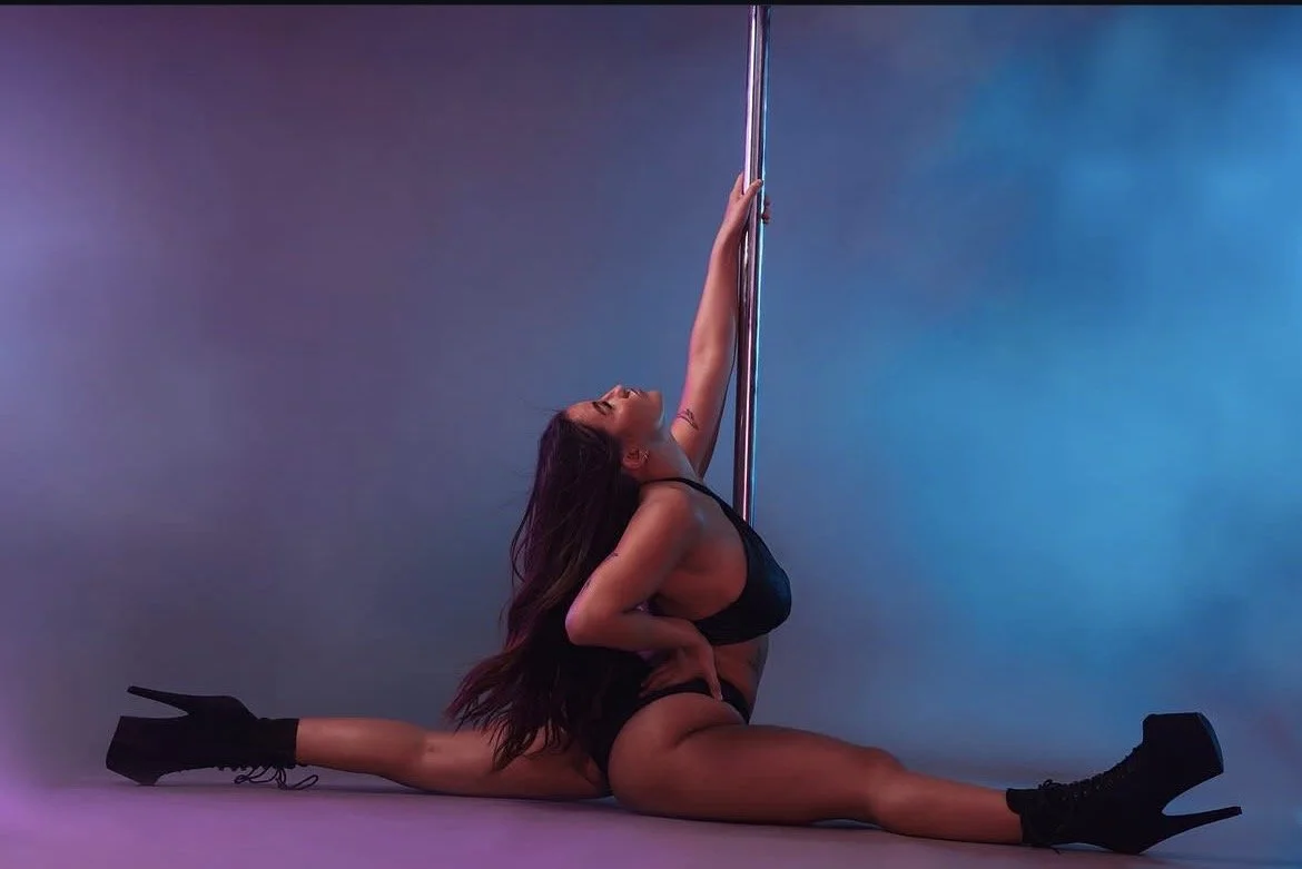 Hot Gymnast Slut Klara image 3