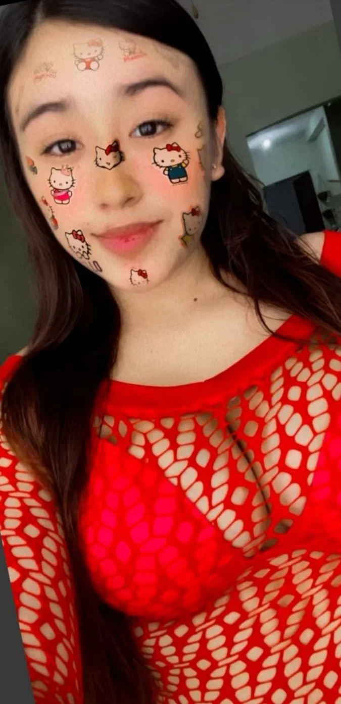 Girl chichona y puta muy zorrita y sexy image 15