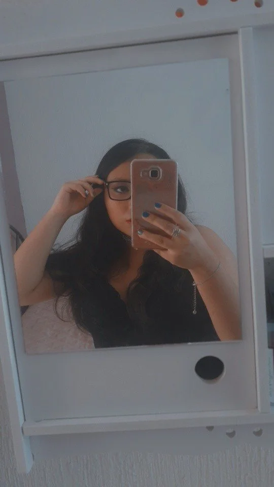 Latinas 💦 image 2