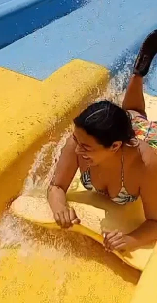 Latinas 💦 image 3