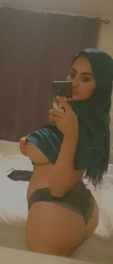 Paki wife available image 3