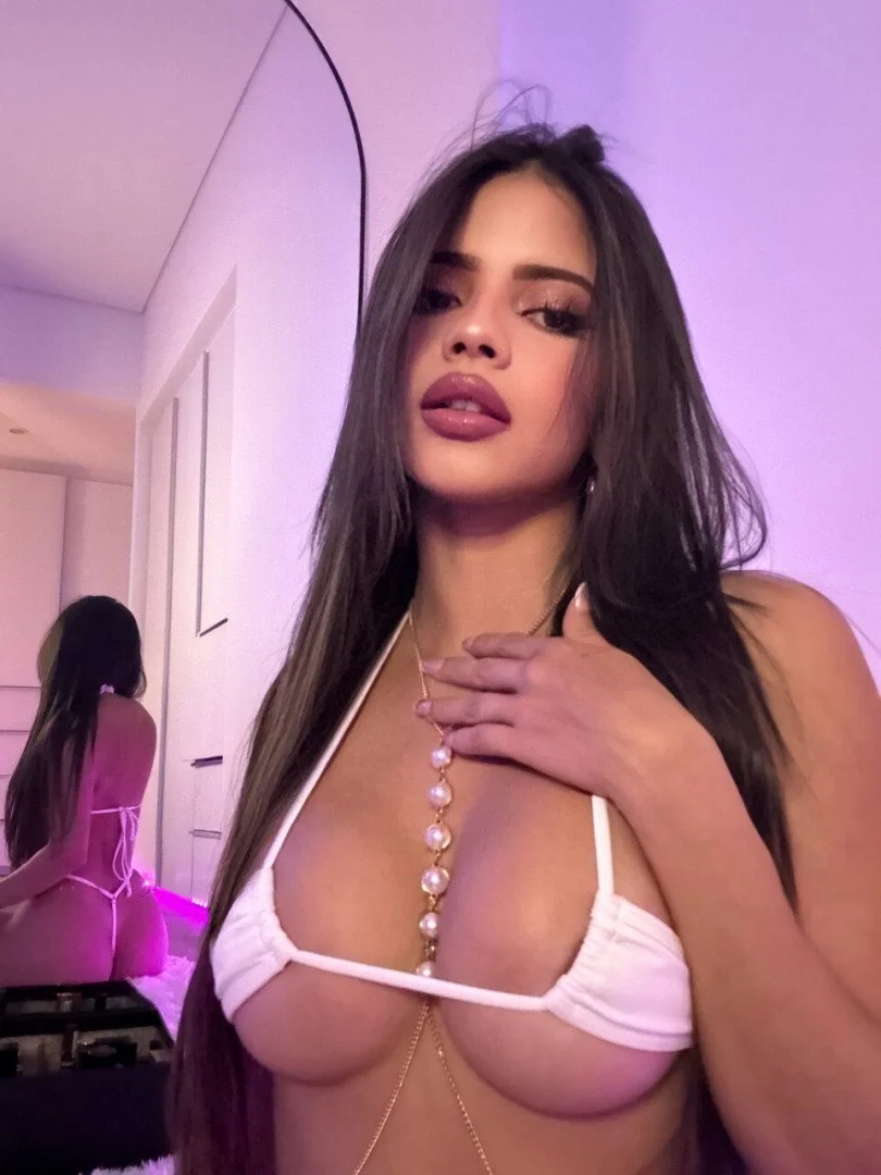 Nat Latina🍑🍑 image 12