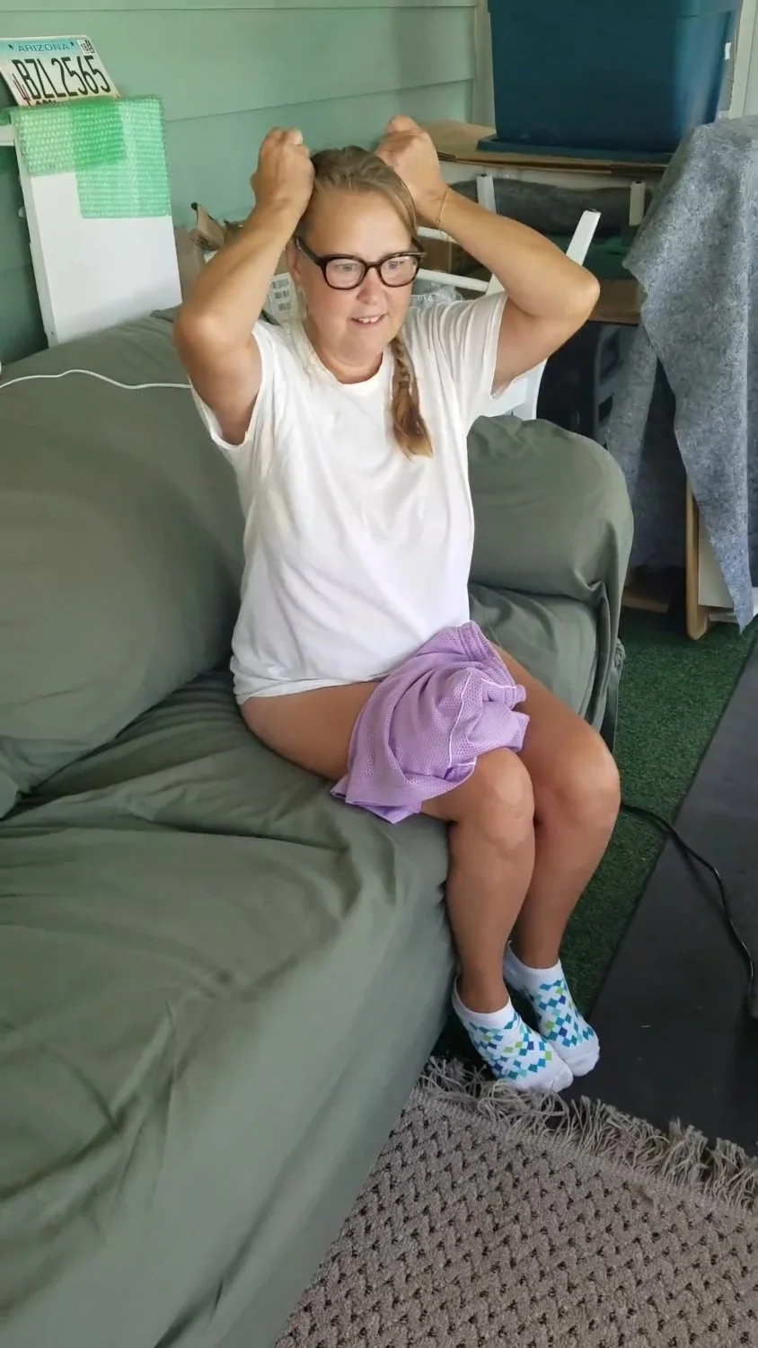 Lori loves to flash her natural tits image 3