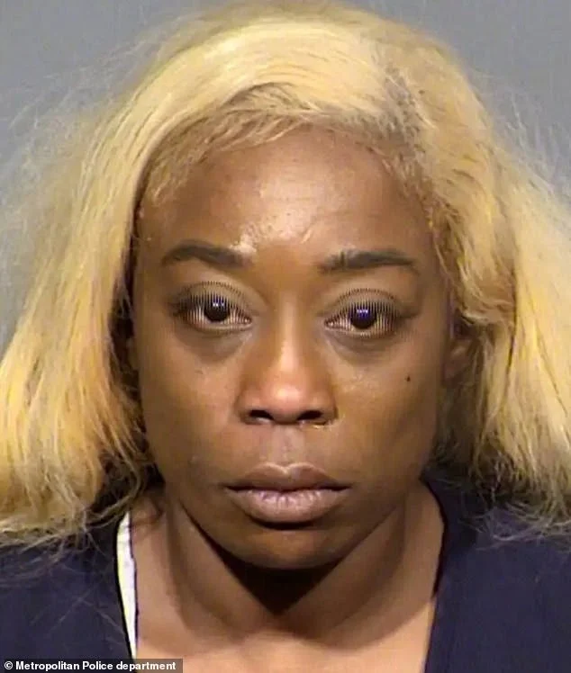 Thick and deadly "Bourbon Street Hustler" finally captured image 6
