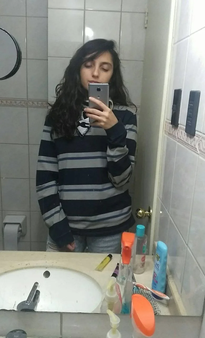Butterface ex gf has perky tits main image