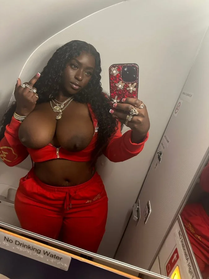 Baddest chocolate bitch ever image 3
