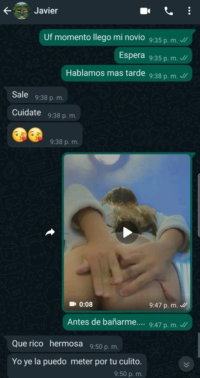 Puta infiel manda nudes image 4