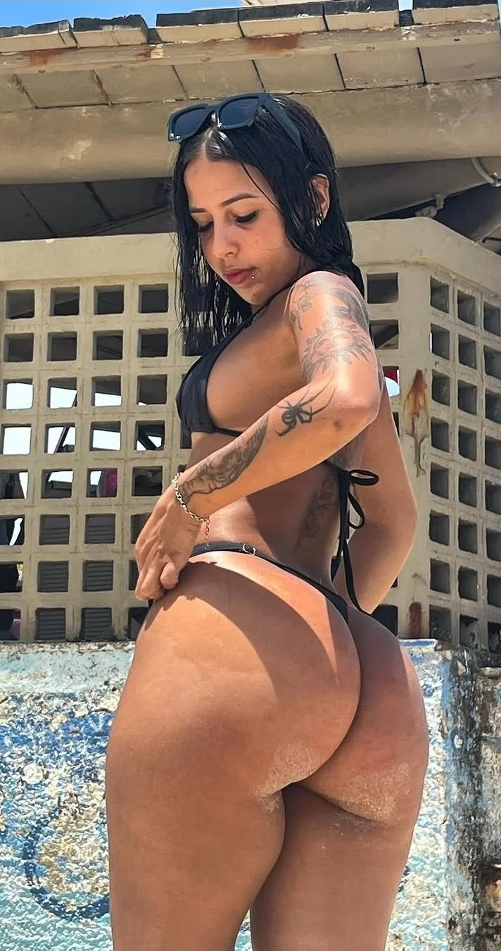 Famosinha do tik tok 😈 image 3
