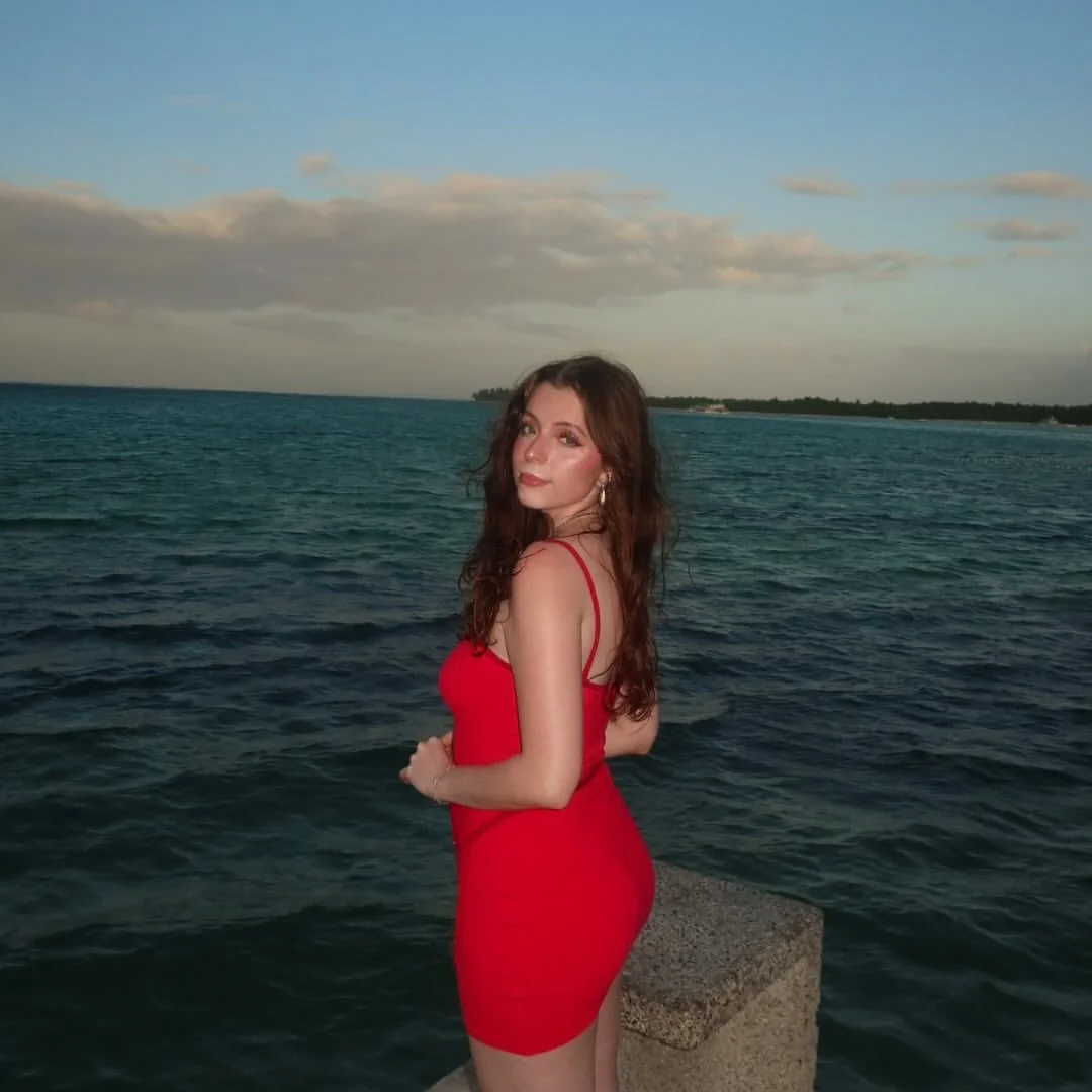 Submission 184: Users Slutty College Crush image 6