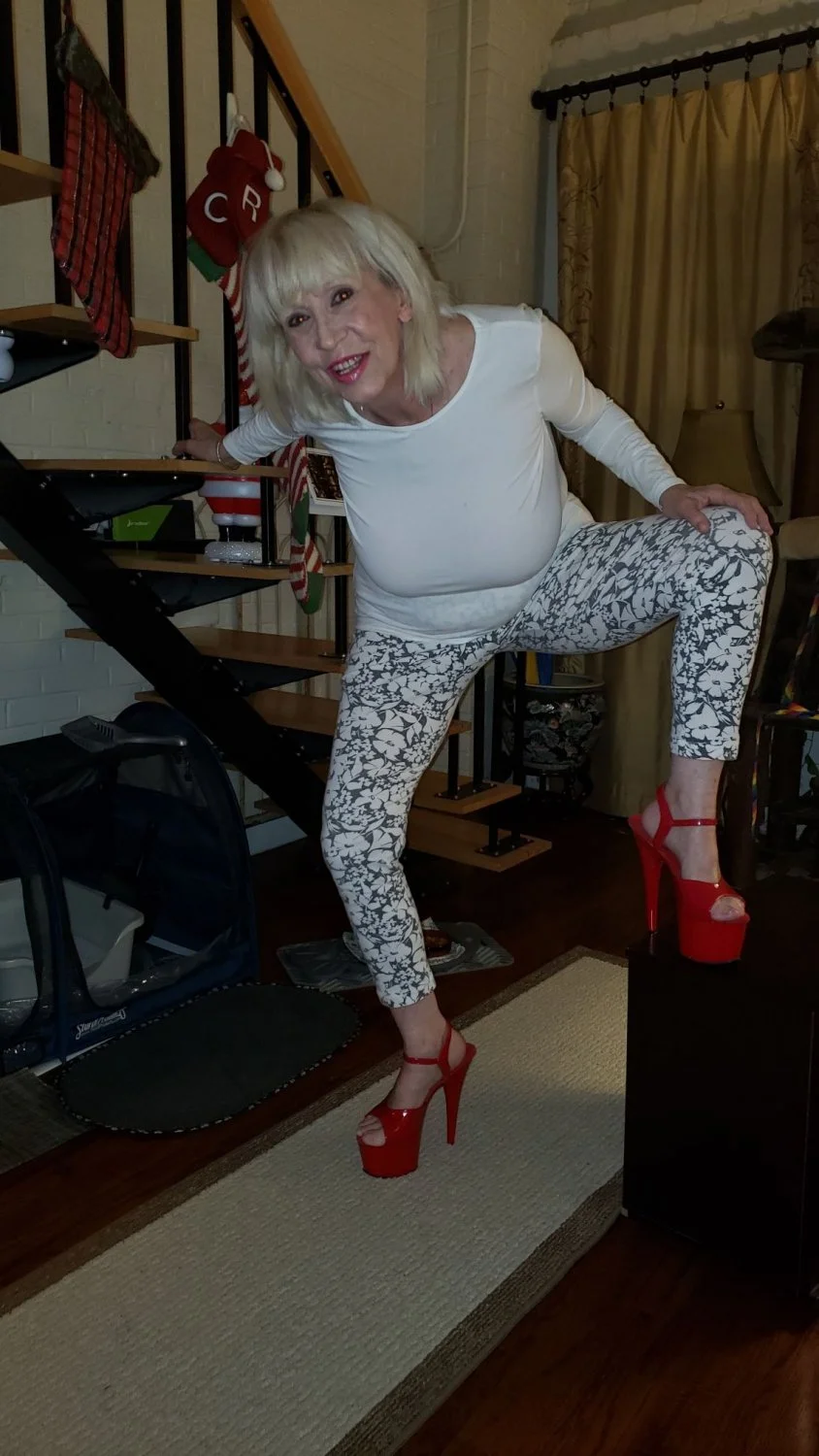 Mature Slut Wife Monika image 32