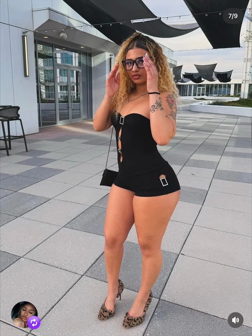 Thick lightskin image 8