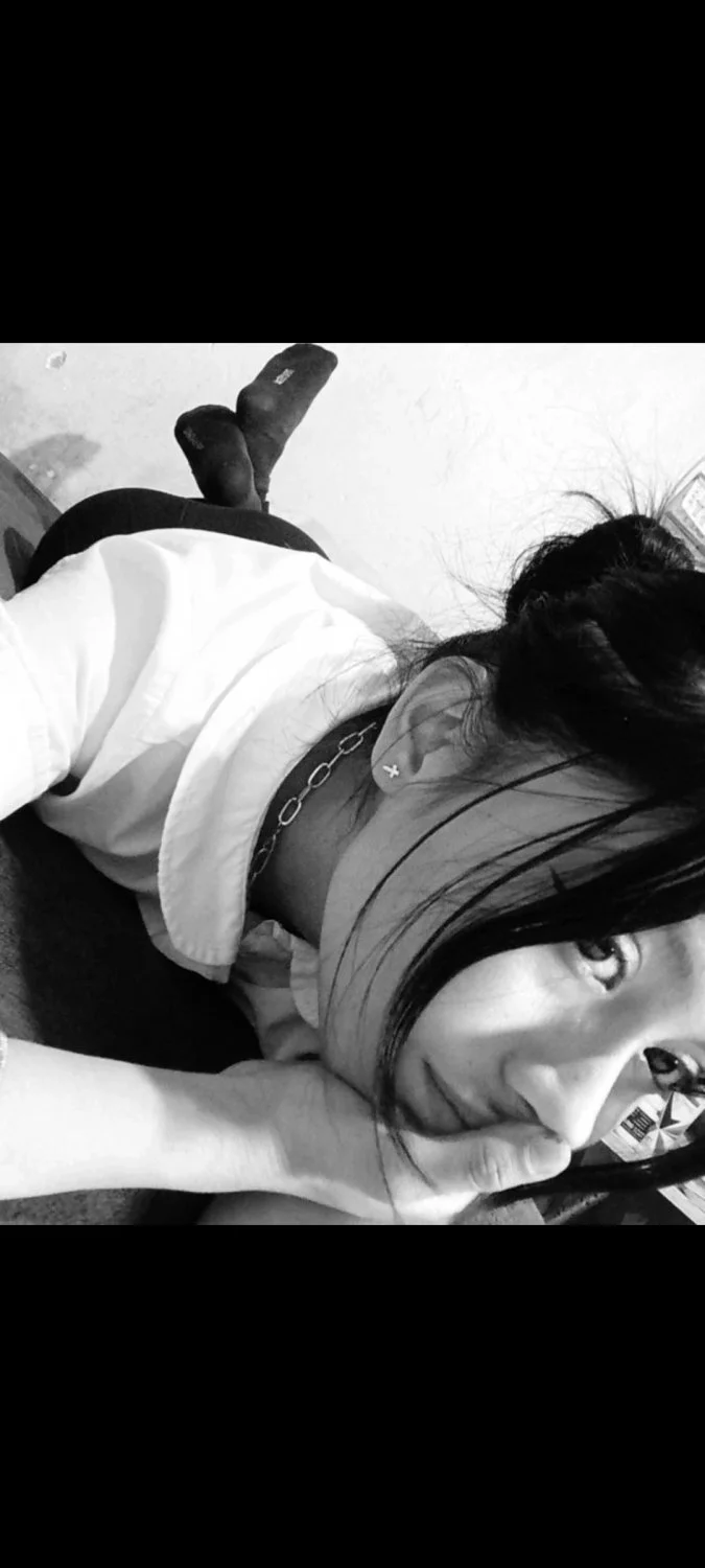 Que opinan de mi amiga, le encanta enseñar el culo, la putita 🤤🤤 image 14