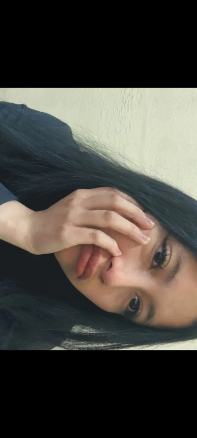 Que opinan de mi amiga, le encanta enseñar el culo, la putita 🤤🤤 image 7