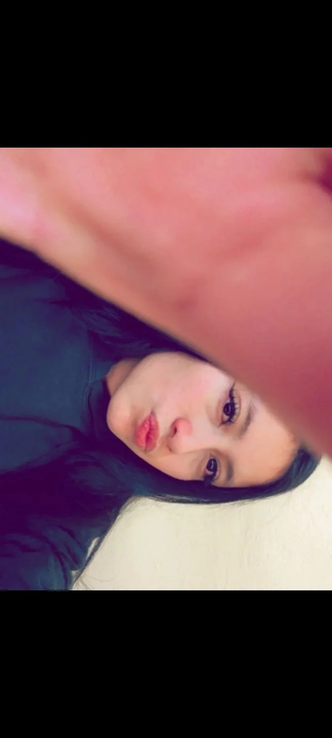 Que opinan de mi amiga, le encanta enseñar el culo, la putita 🤤🤤 image 8
