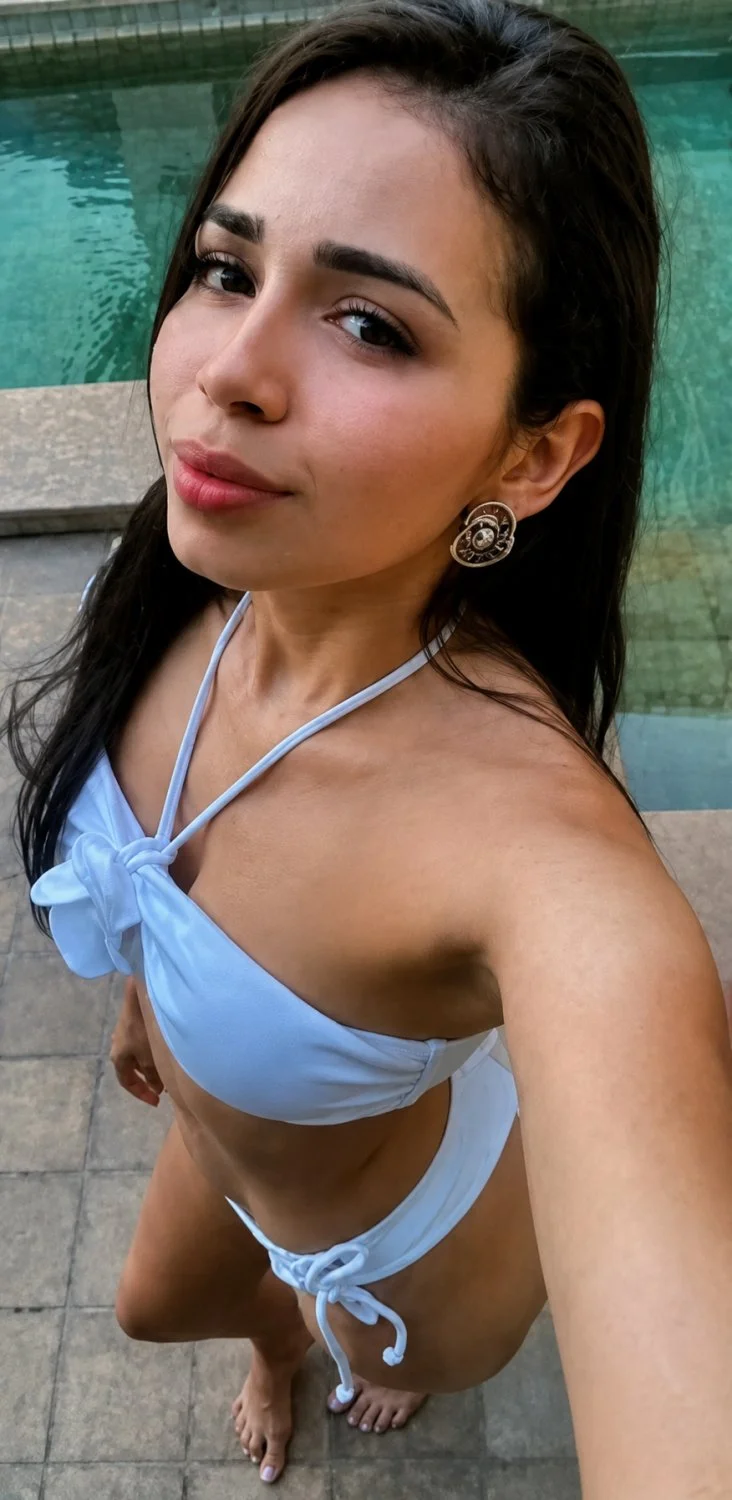 Repost: Vizinha gostosa 😈 image 7