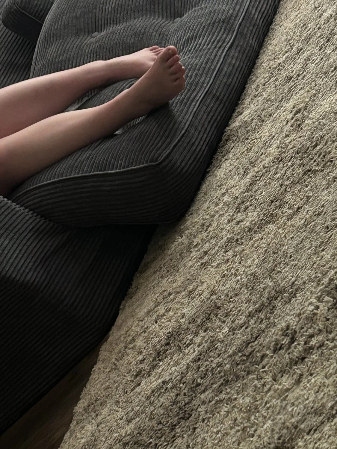 Feet image 3