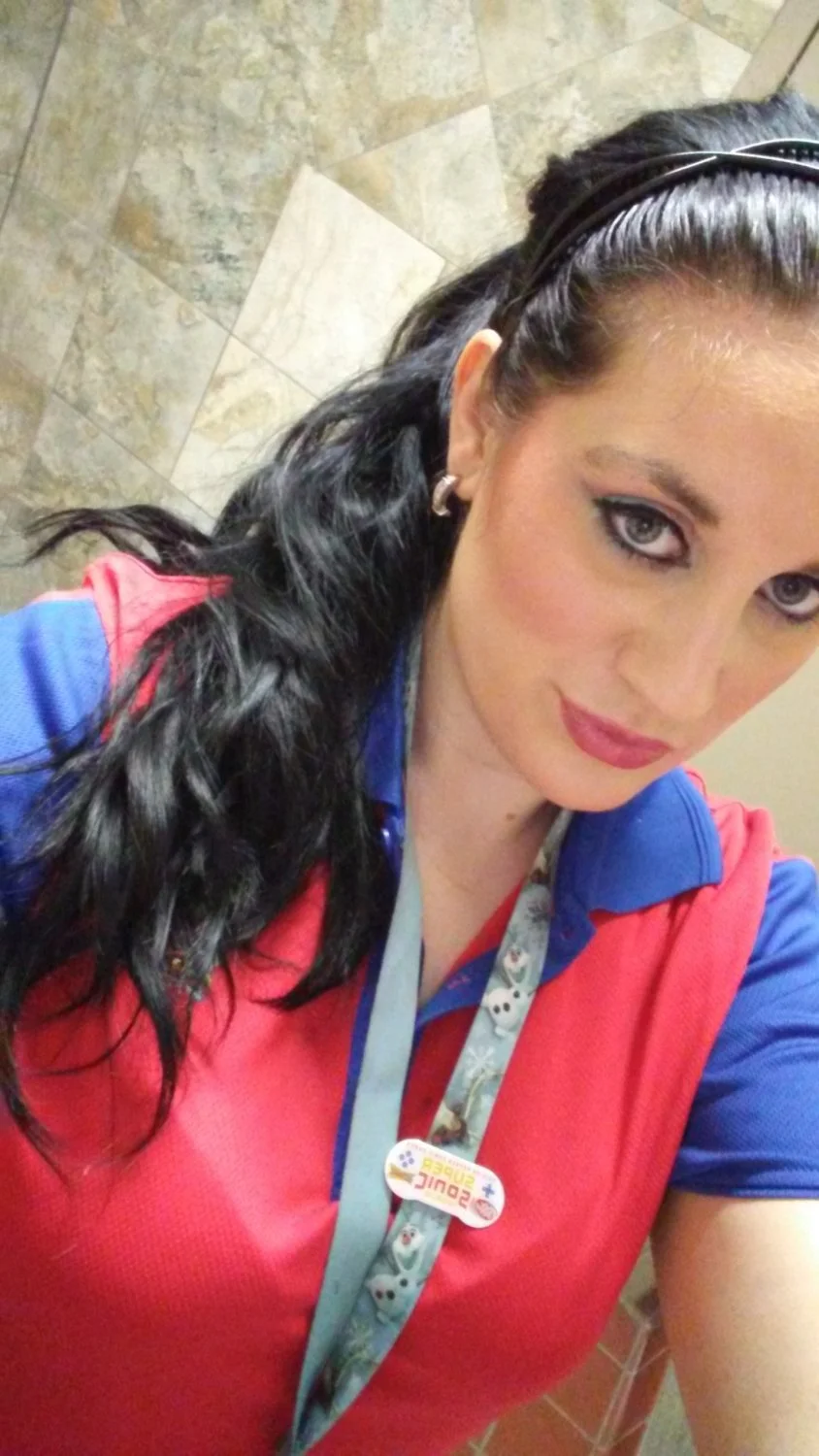 Sarah LaFever Kansas City MILF image 9