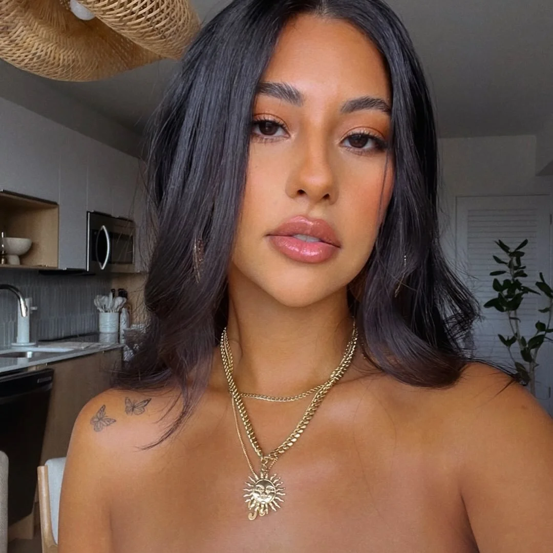 slut 2 image 1