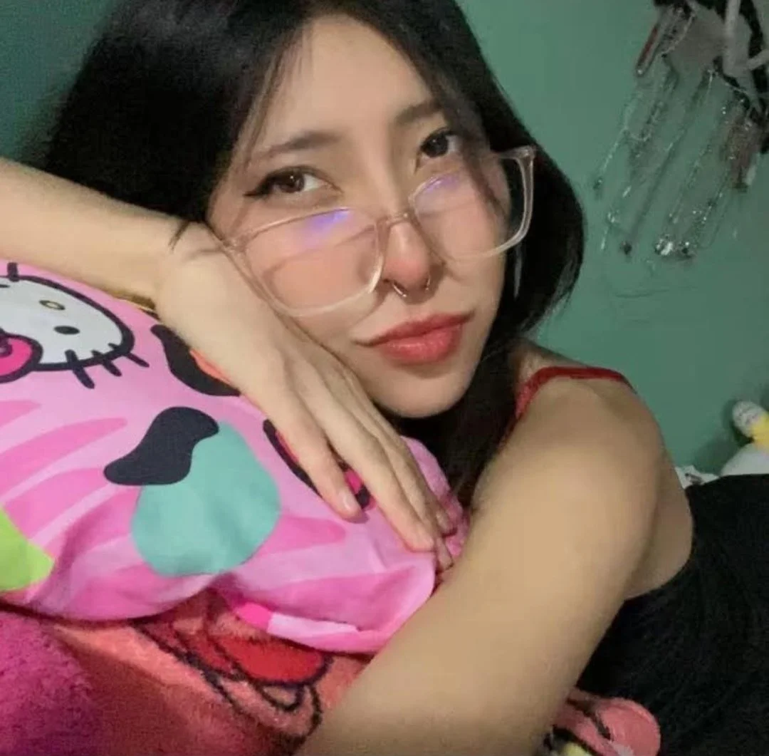 Más de la pendeja puta de Ingrid Bautista, esta bien buena la puta, denle morbo y 20 likes image 16