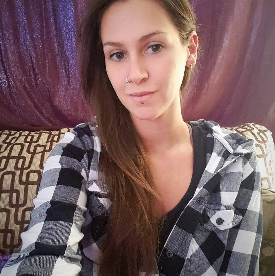 Shannon T the Sexy Canadian Slut showing off image 12