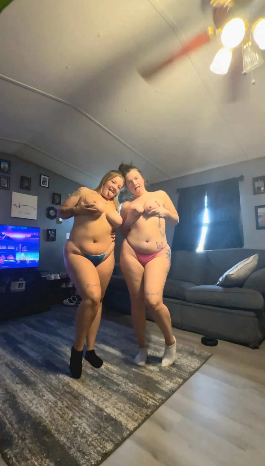 Nevaeh & Karinah 🔥 image 3