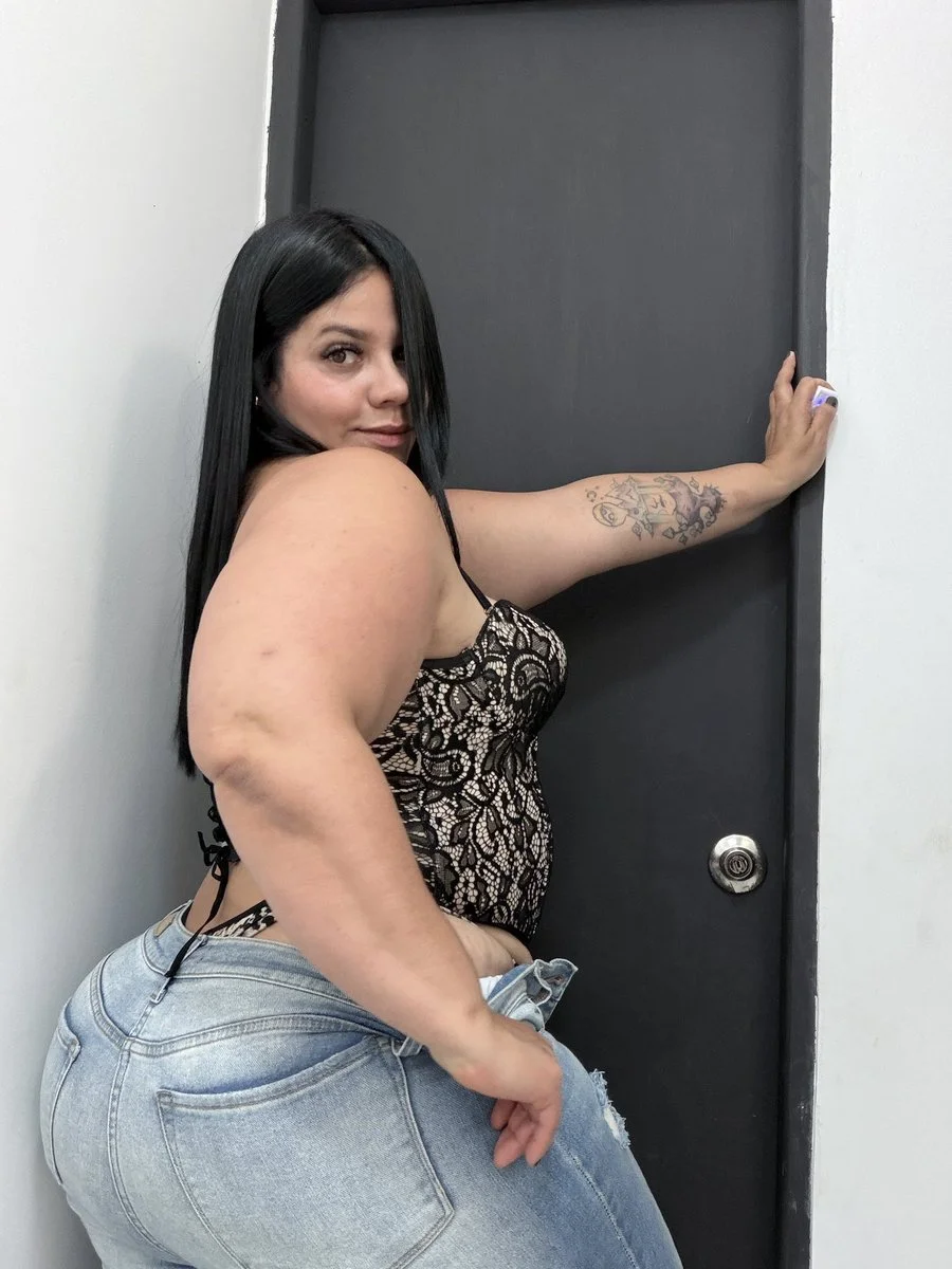 PhAt c0lOmb1An Bo0tY !! image 6