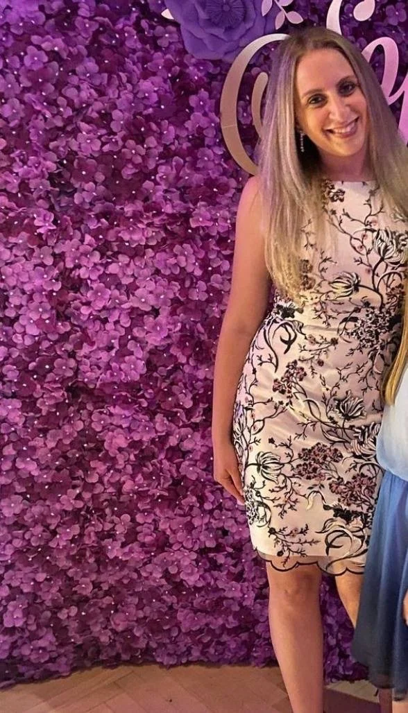 NYC slut showing off her MILF body! image 13