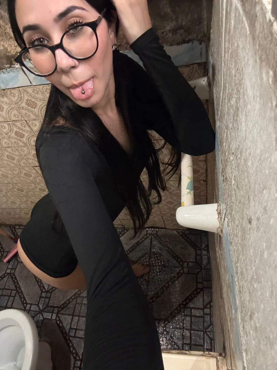 Julia puta novinha fez 18 agora image 14