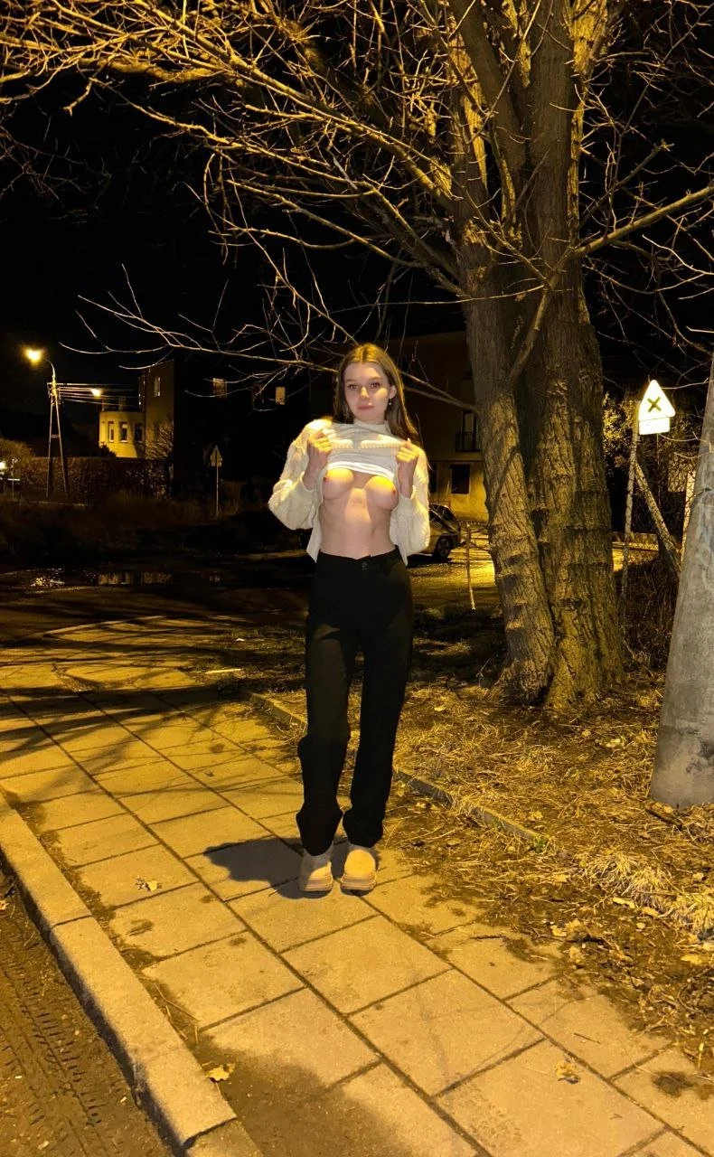 New Instagram Model 19 years image 6