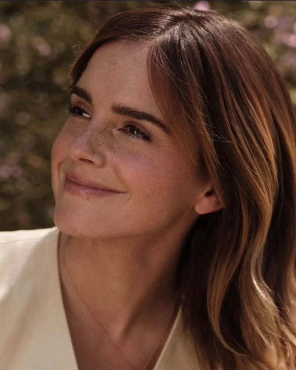 Emmagasms for freckles - Emma Watson seems to be getting more beautiful image 3