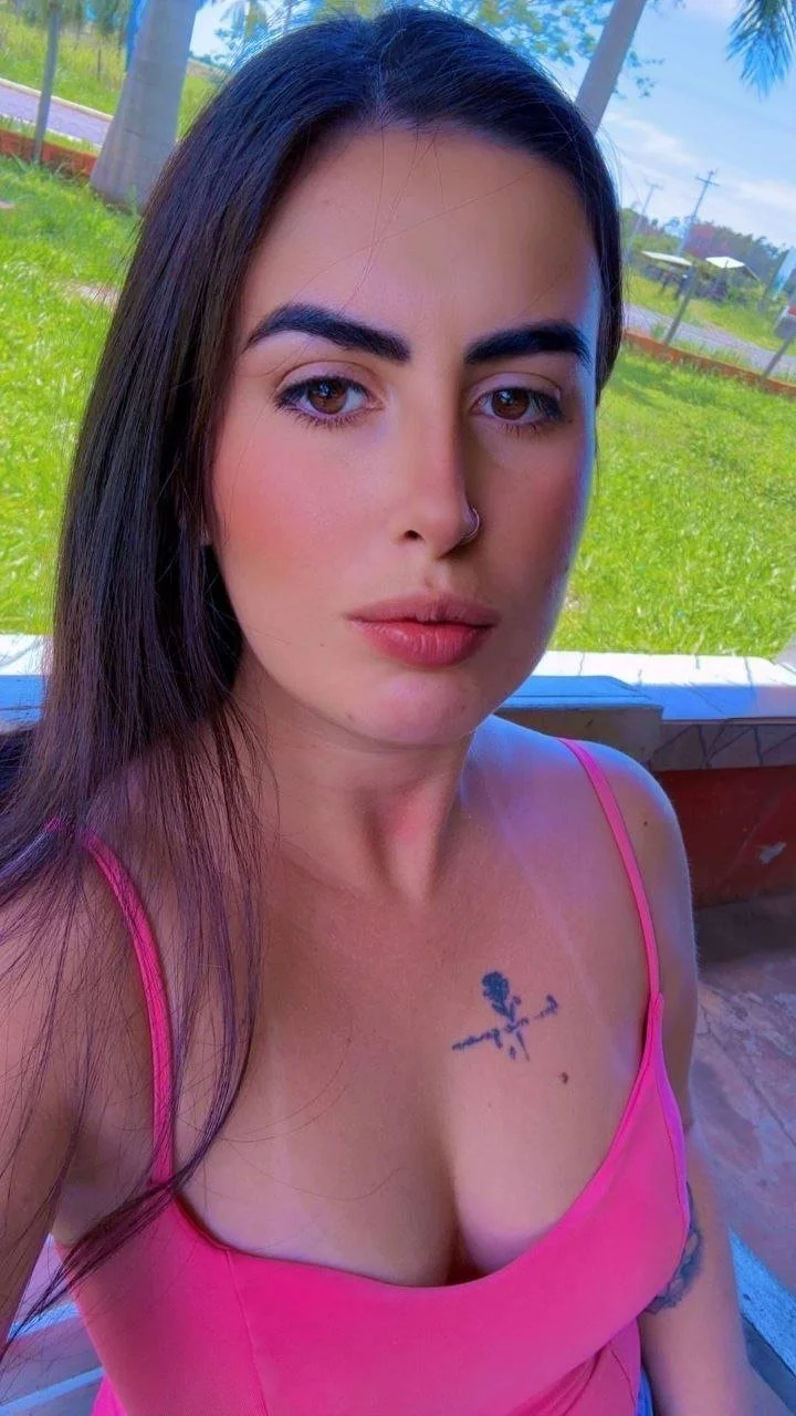 Vagabunda maldita linda peituda image 6