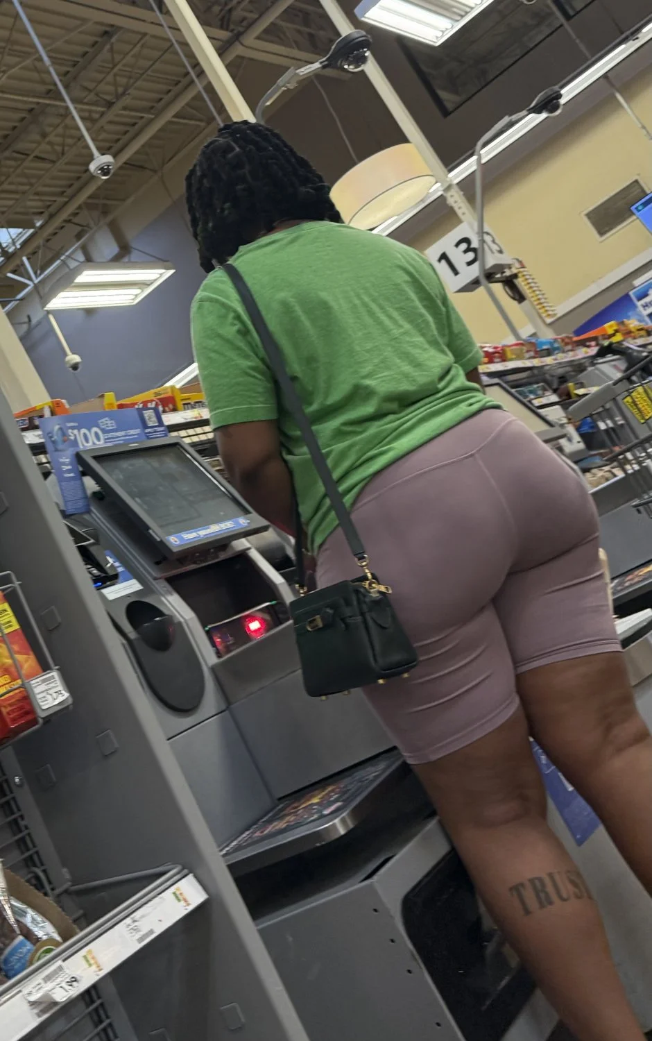 Trust none booty image 23