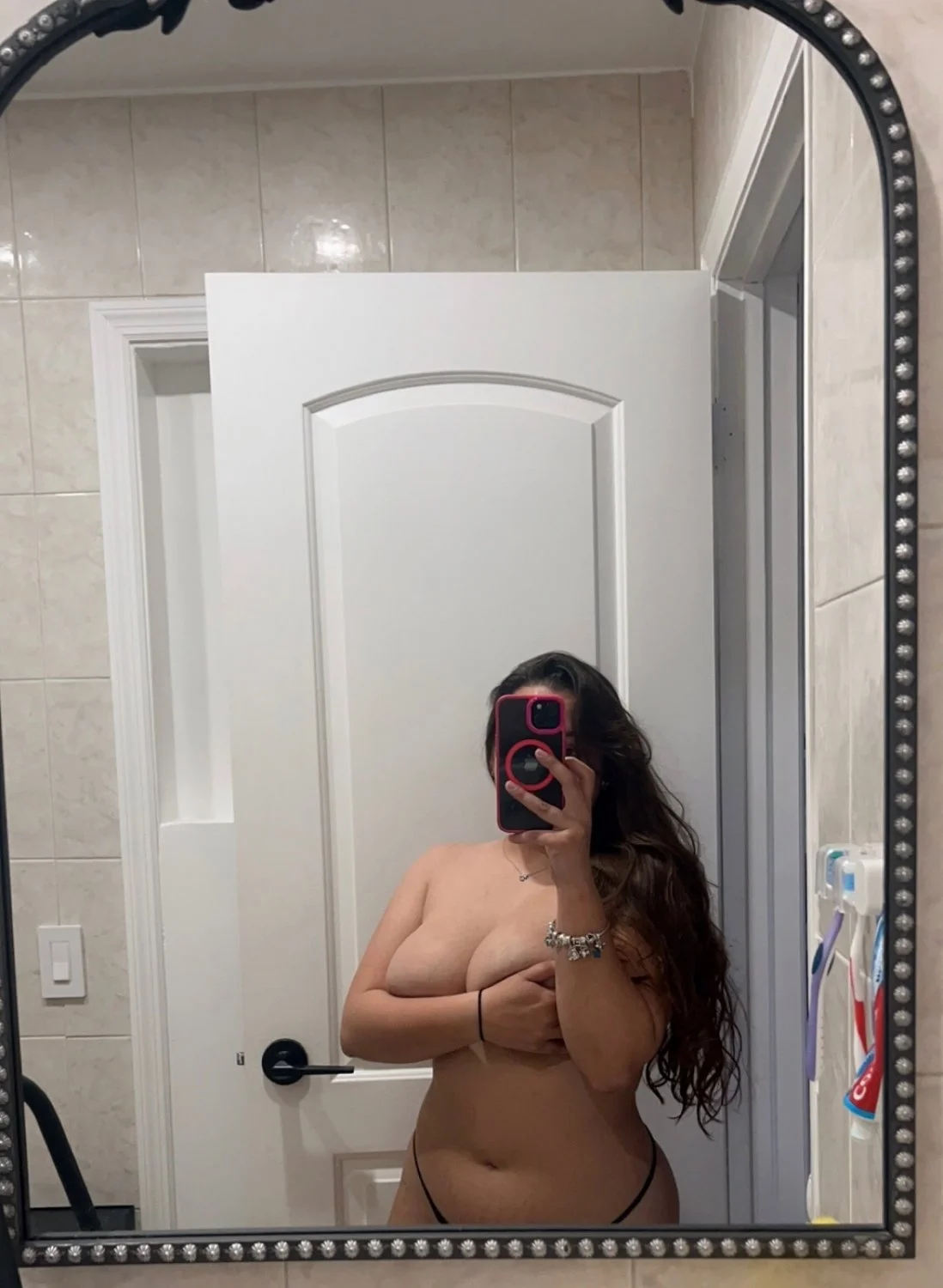 18+EM image 5