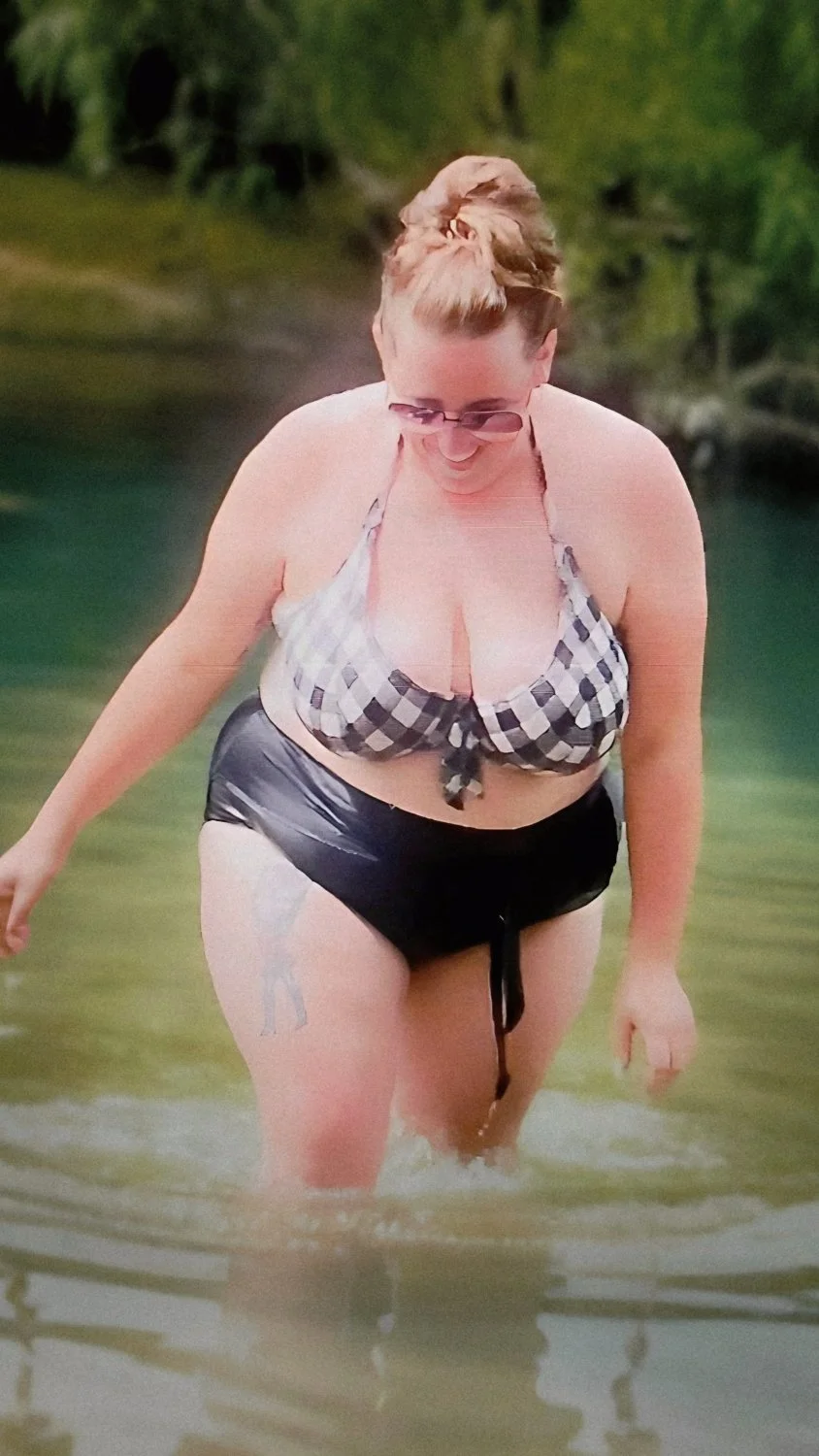 Thicc slut image 4