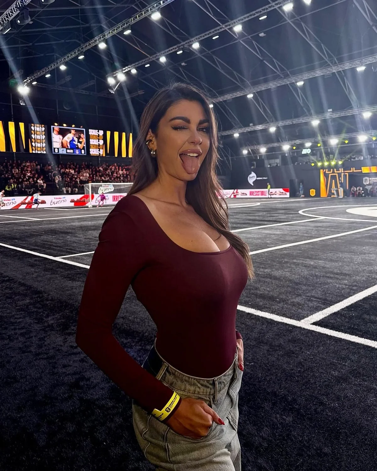 Jolanda De Rienzo in love with BBC(AI) image 2