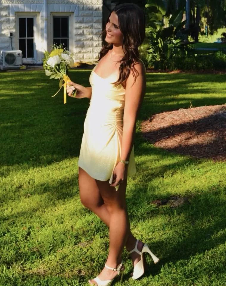 Mia Devane, 18, FL image 3