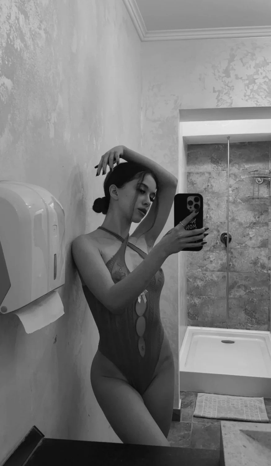 Aylin image 6