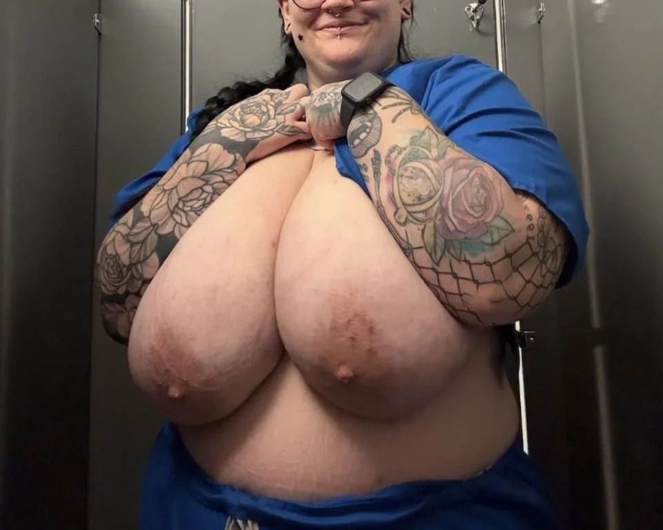 Vengeful kik slut Ashley the fatty free use image 15