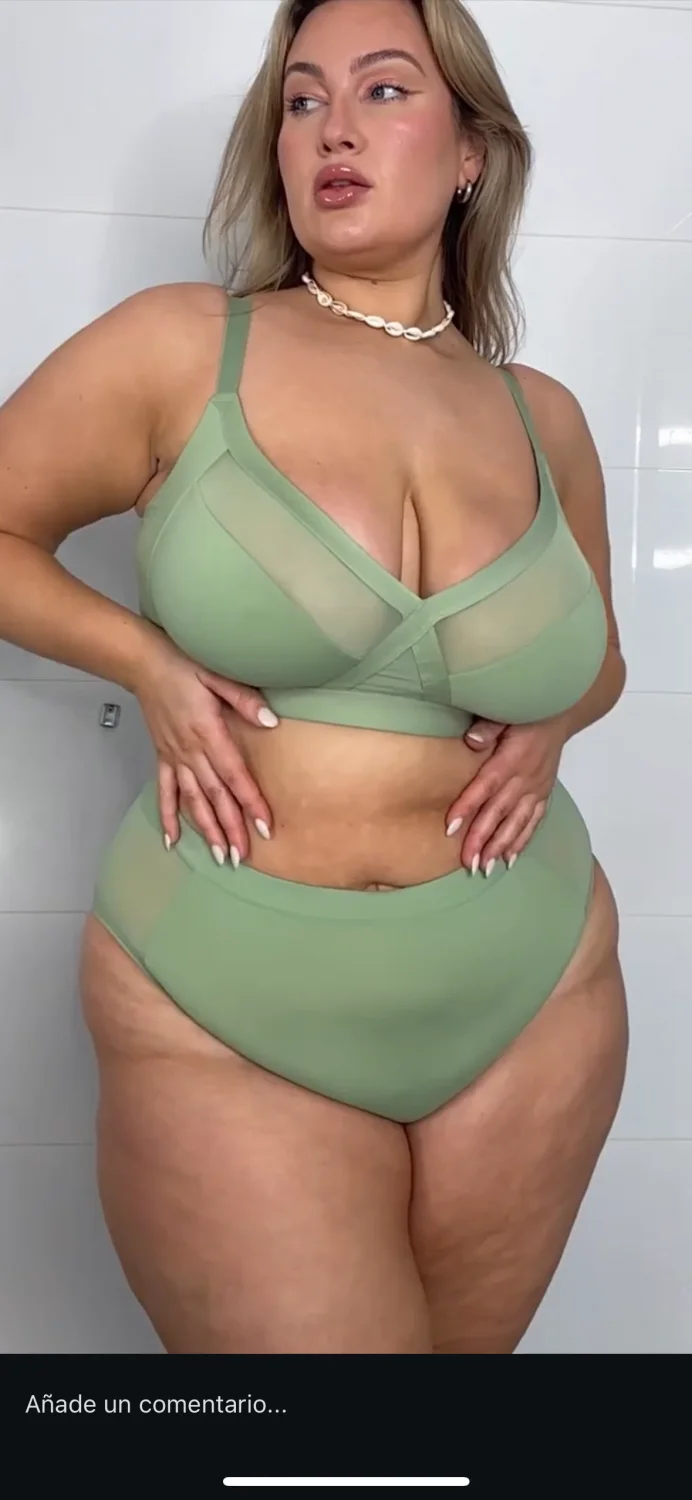 Best curvys on ig #1 image 19