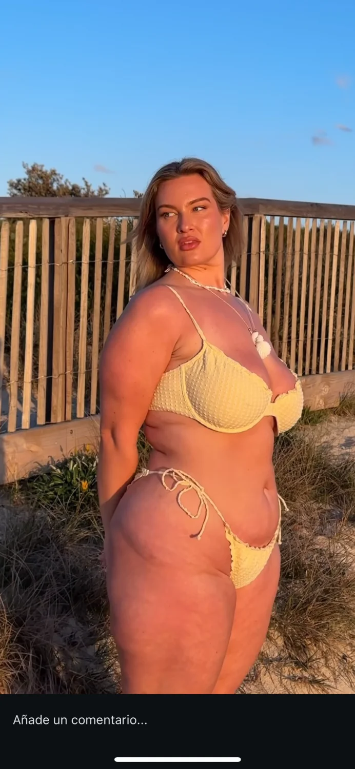 Best curvys on ig #1 image 29