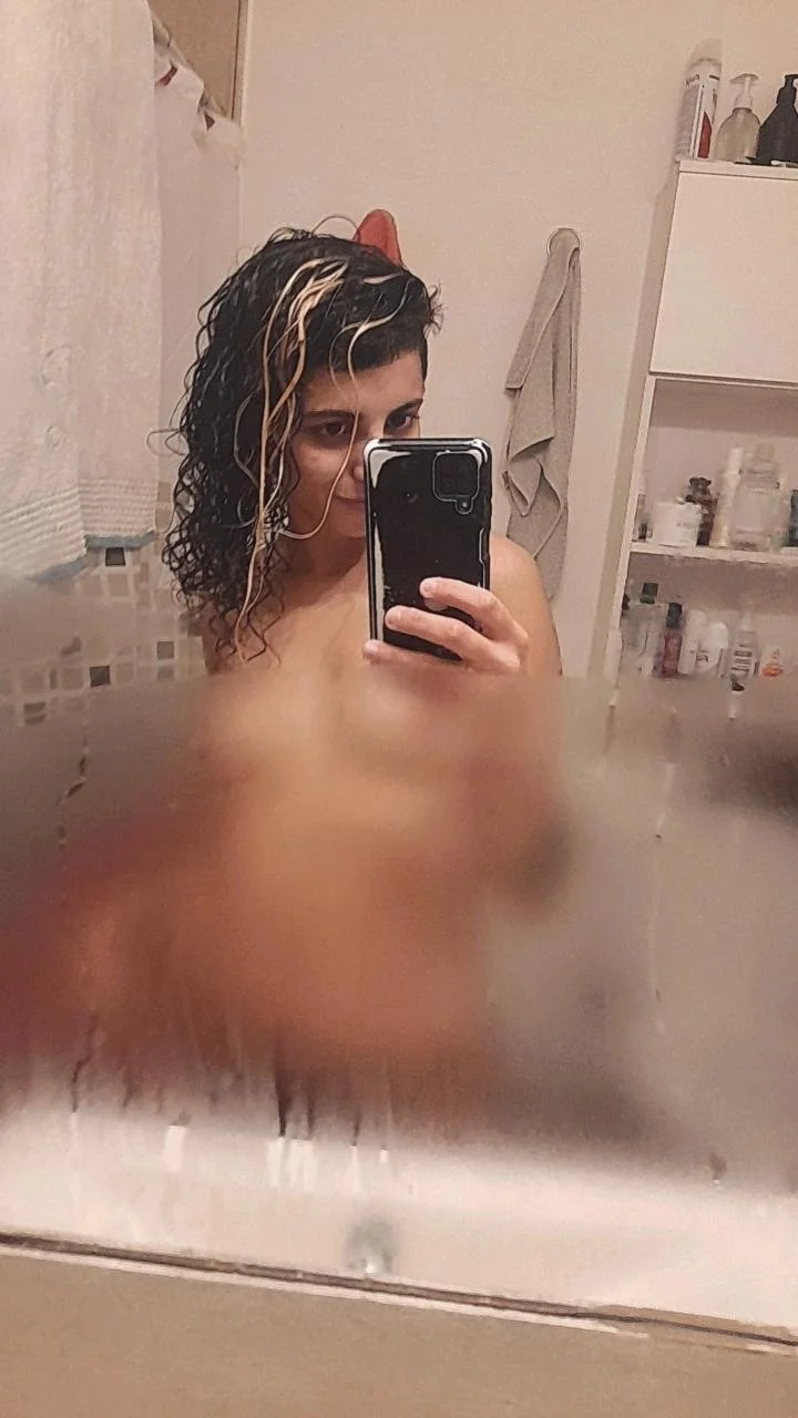 Puta Natalia de Argentina tiene 26, compartida por un cornudo image 6