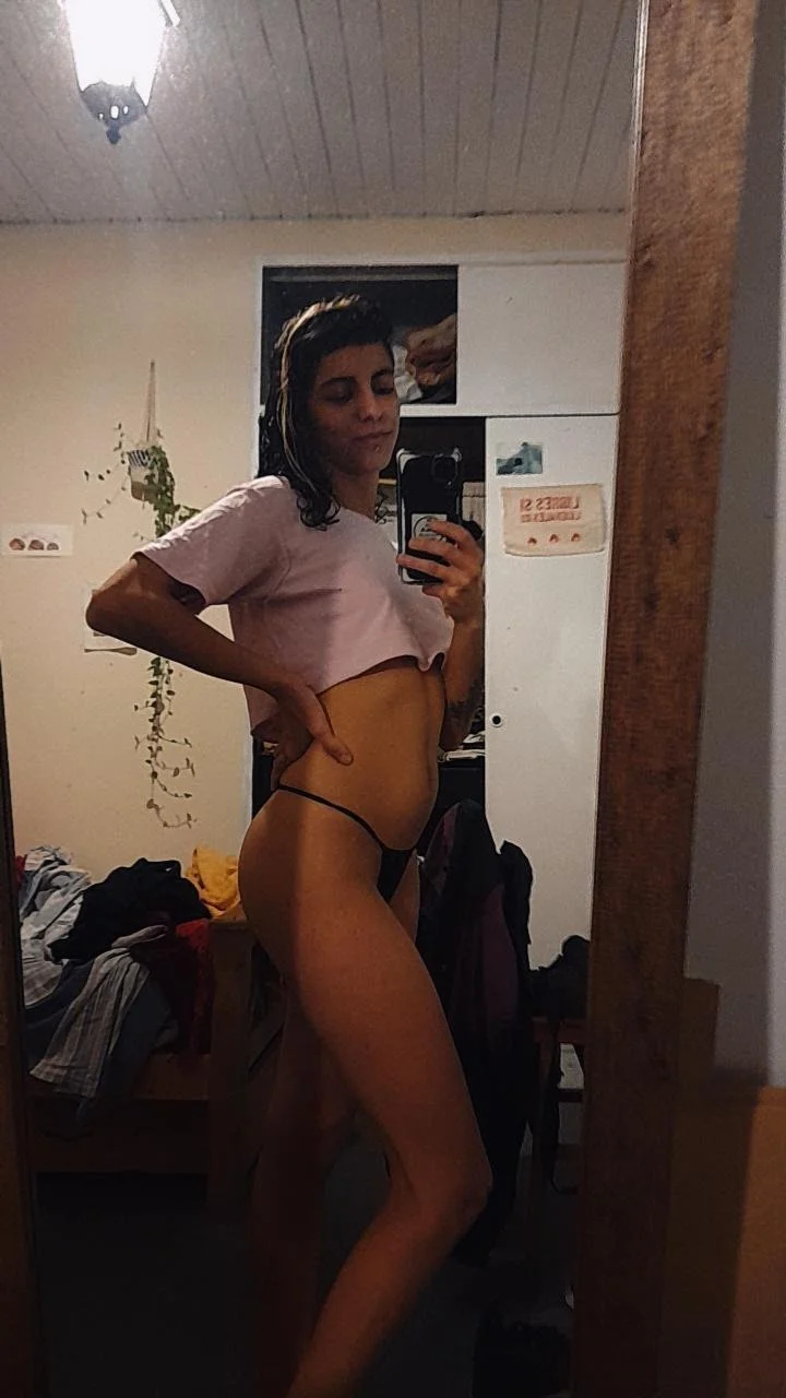 Puta Natalia de Argentina tiene 26, compartida por un cornudo image 9